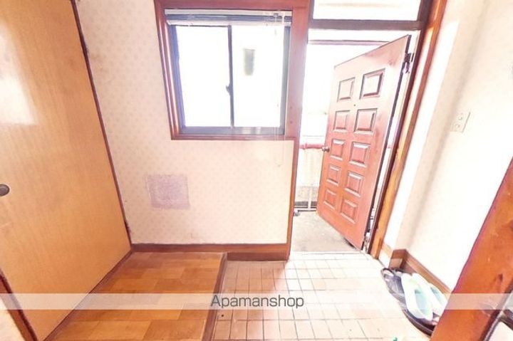 リターンマンションの玄関