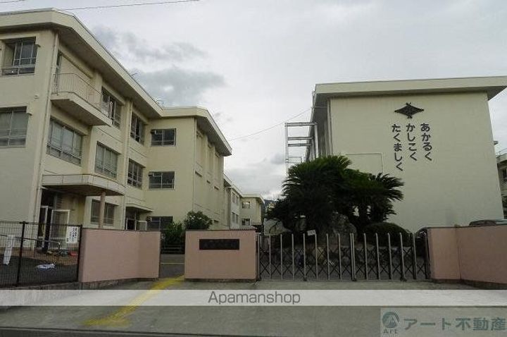 カーサ村上の周辺