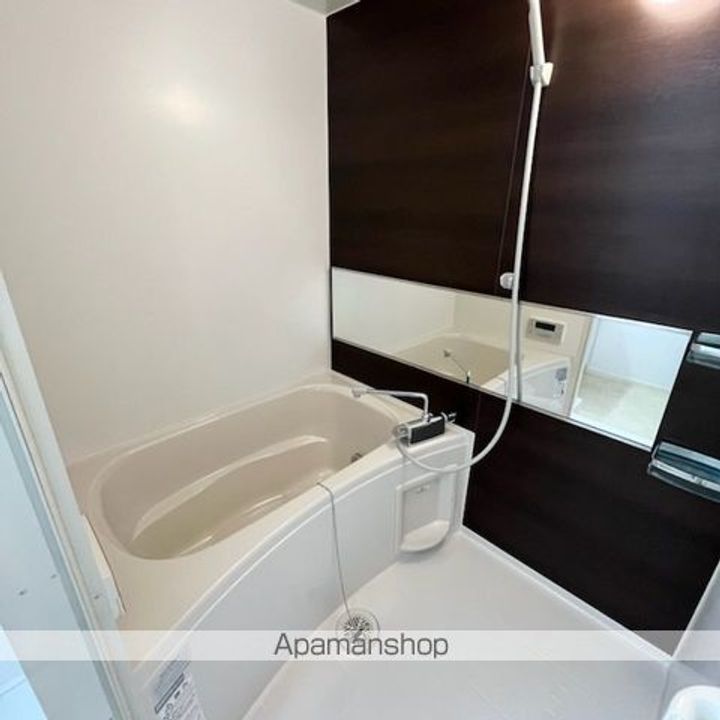 滋賀県彦根市長曽根南町の賃貸アパートの風呂