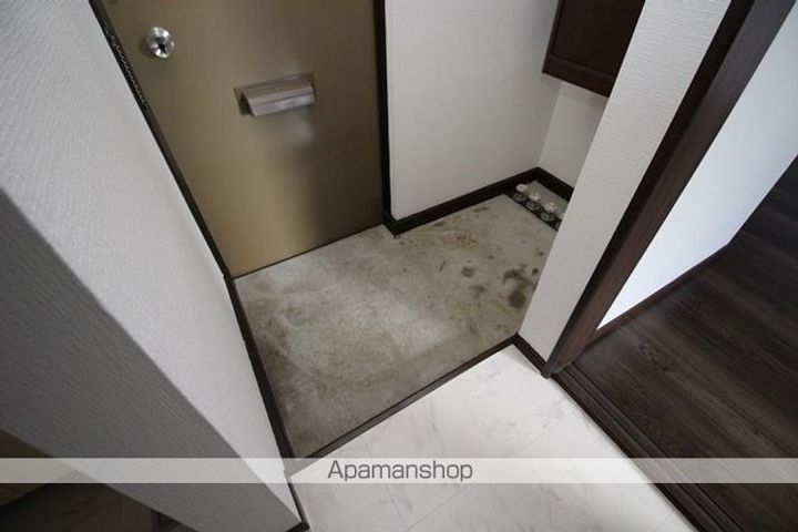 コーポHIRO202の玄関