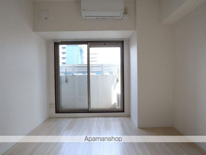 愛知県名古屋市千種区今池5丁目の賃貸マンションの居間