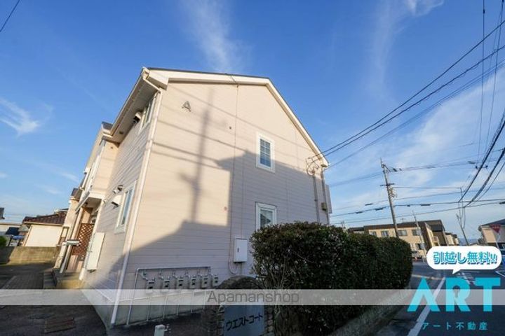 愛媛県松山市西長戸町の賃貸アパートの外観