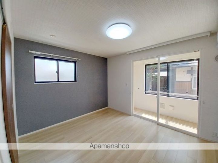 ピエナ カーサの居間