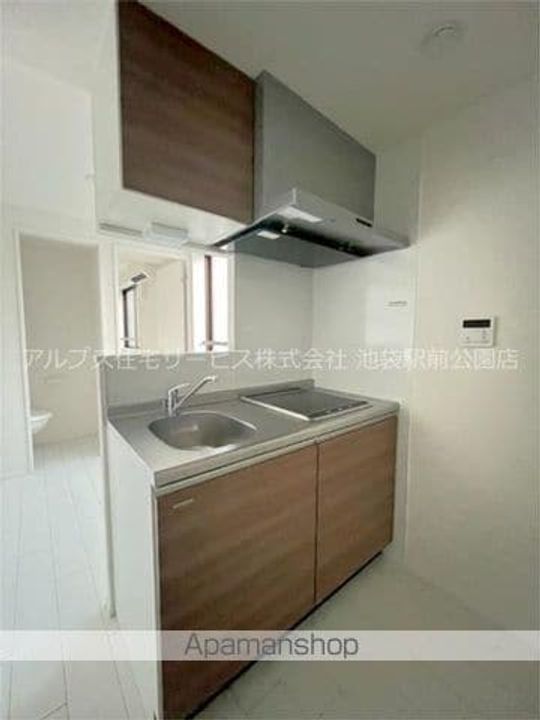 早稲田鶴巻町IMAハウスのキッチン