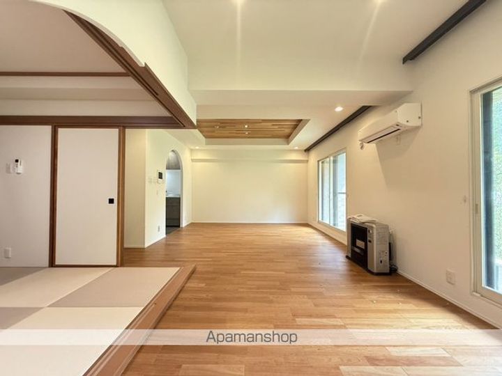 ライオンズマンション的場町(ライオンズマンションマトバチョウ)103の内装