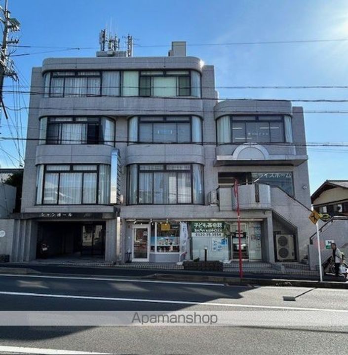 滋賀県大津市一里山4丁目の賃貸マンションの外観