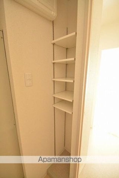 エレガンス宮町407の内装