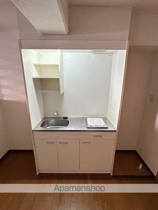 滋賀県大津市一里山4丁目の賃貸マンションのキッチン