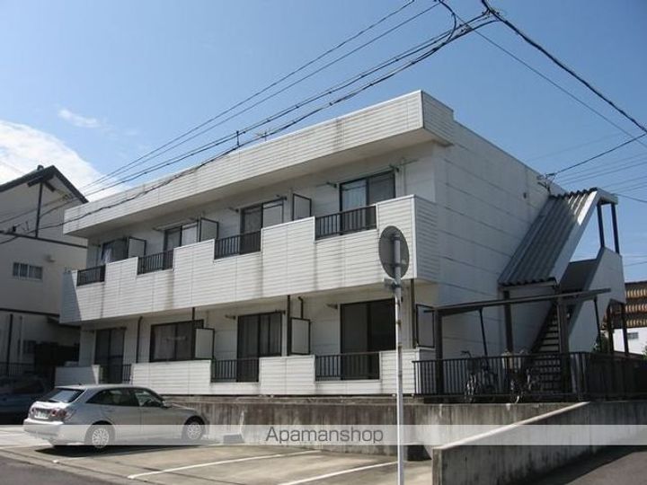 福島県郡山市鶴見坦2丁目の賃貸アパートの外観