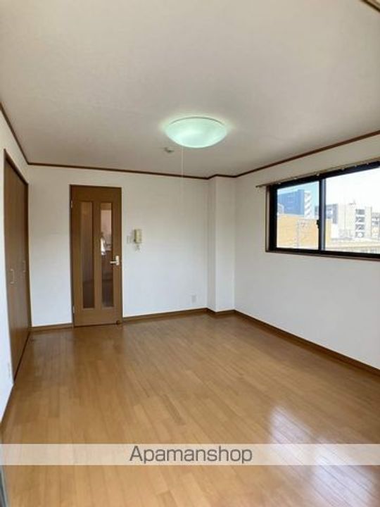 メゾンすばるの居間