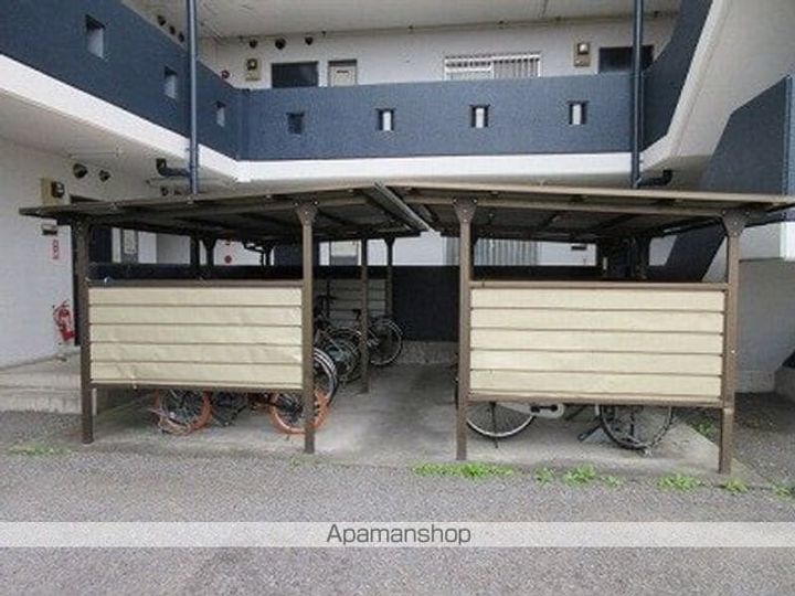 レジデンス領下のその他画像