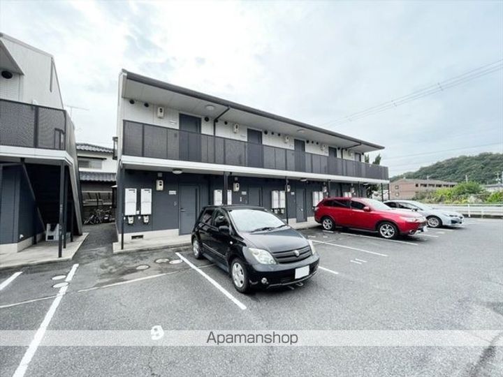 ノースヴェレッジ A棟の外観