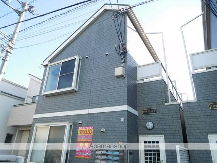 ライフピアティアラ102の外観