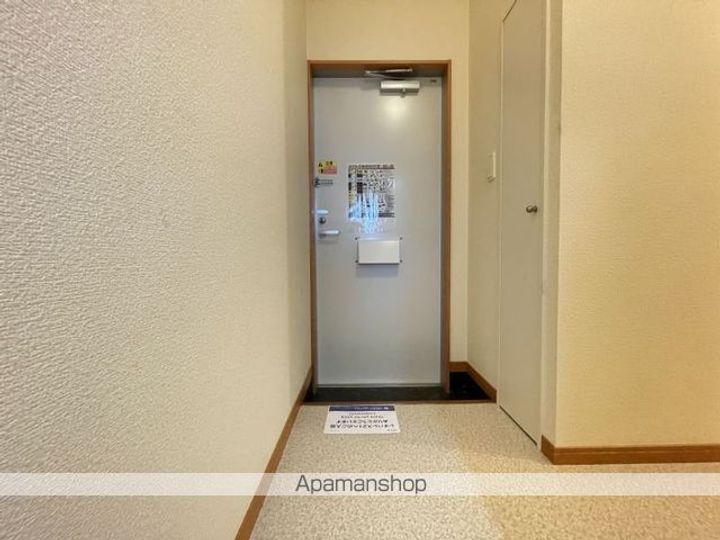 レオパレス北斗 Ⅱ106の玄関