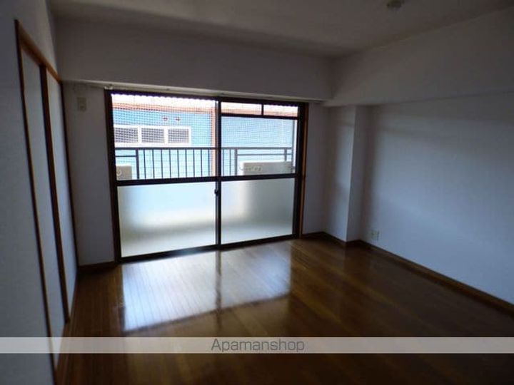 サンヴェール小泉の居間