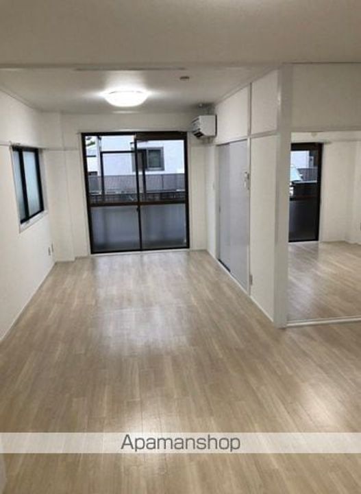 ASホワイトハイツの居間