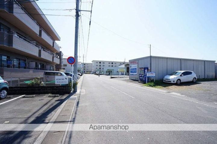 シャテロ巴の周辺