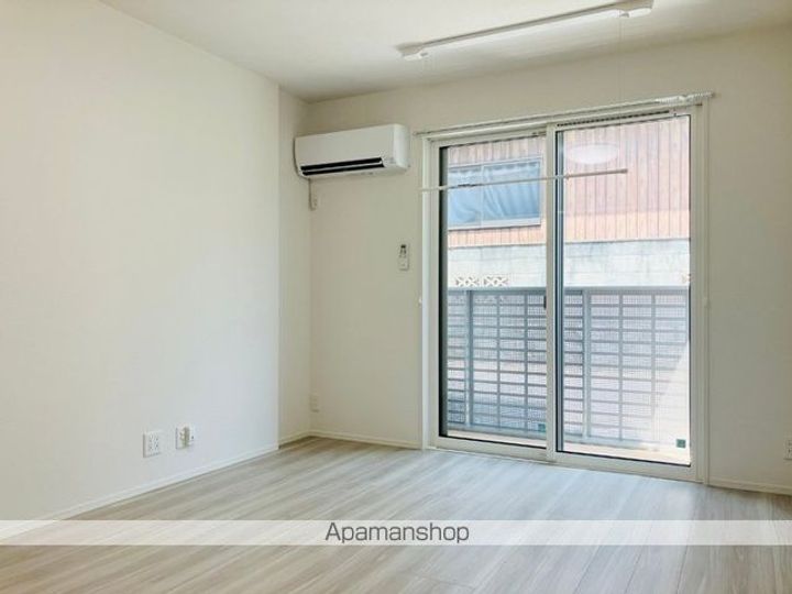 グランドメゾン城ケ丘の居間