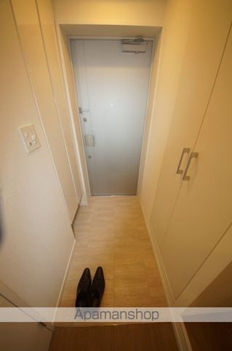 JOYOUSGARD代々木302の玄関