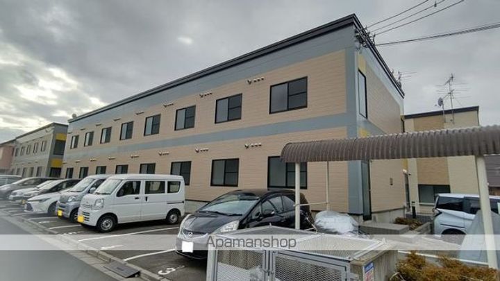 レオパレスタウンコート石川Ⅱ104の外観