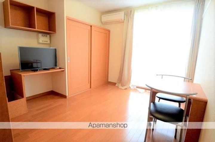 香川県高松市由良町の賃貸アパートの居間