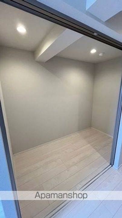 CINZA若林の内装