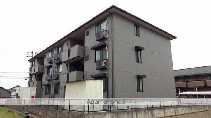 ルミエール Aの外観