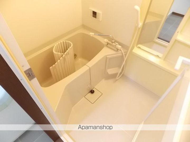 愛知県犬山市大字五郎丸字前畑の賃貸マンションの風呂