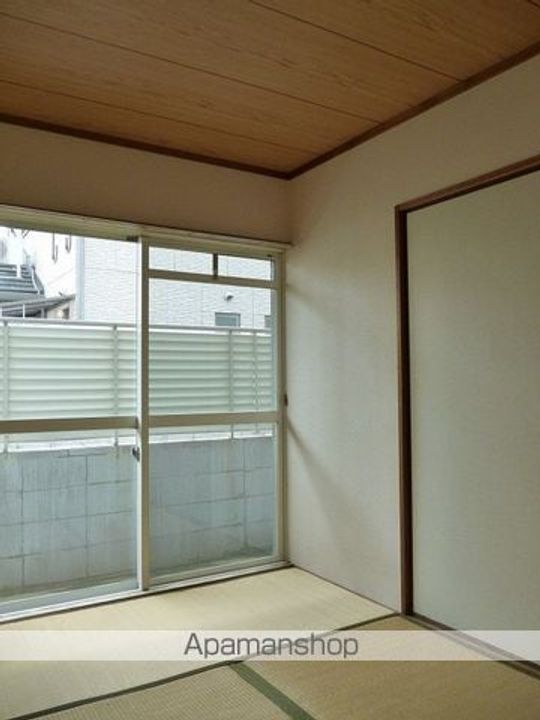 コーポ西取石の居間