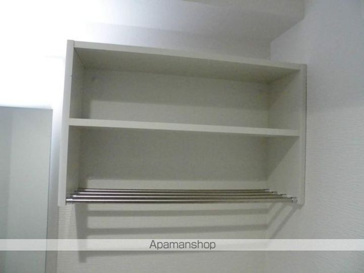 エヌエムトラントウエスト3Dの内装