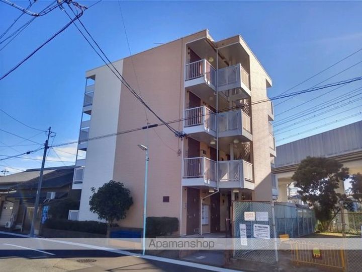 レオパレス南一番304の外観