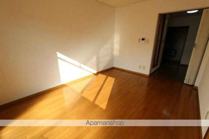 香川県高松市香西北町の賃貸マンションの内装