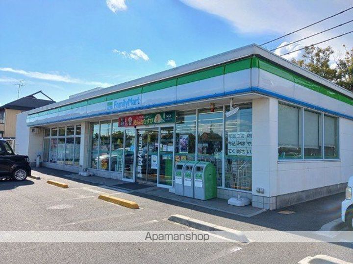 カーサフォルツァの周辺