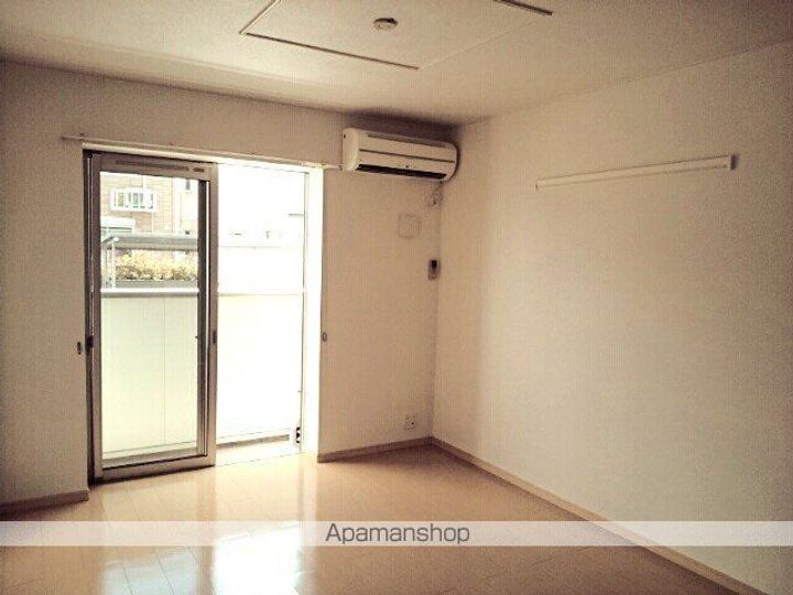 SUNLIT AIRY A棟の居間