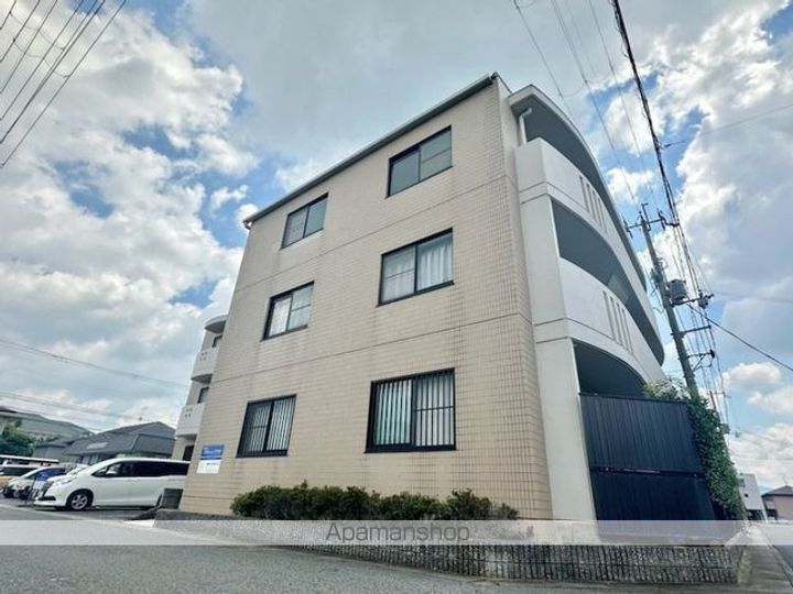 Uグリーンハイツの外観