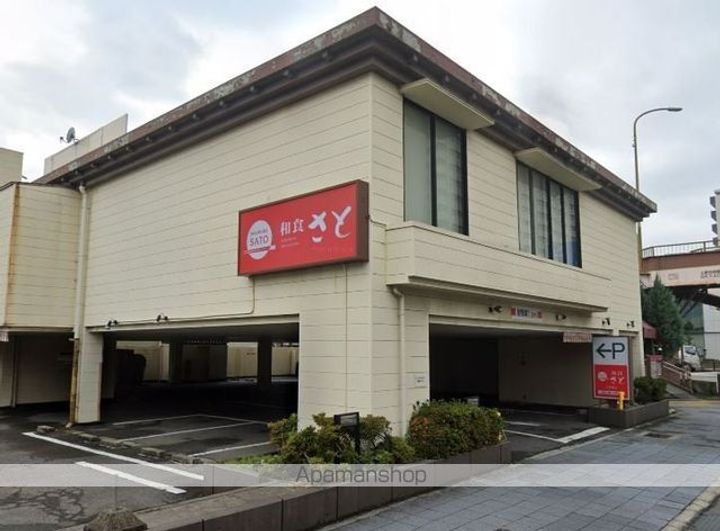 カーサ栄生の周辺