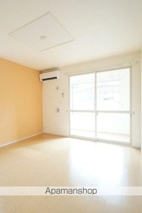 メゾンド・ミシカの居間