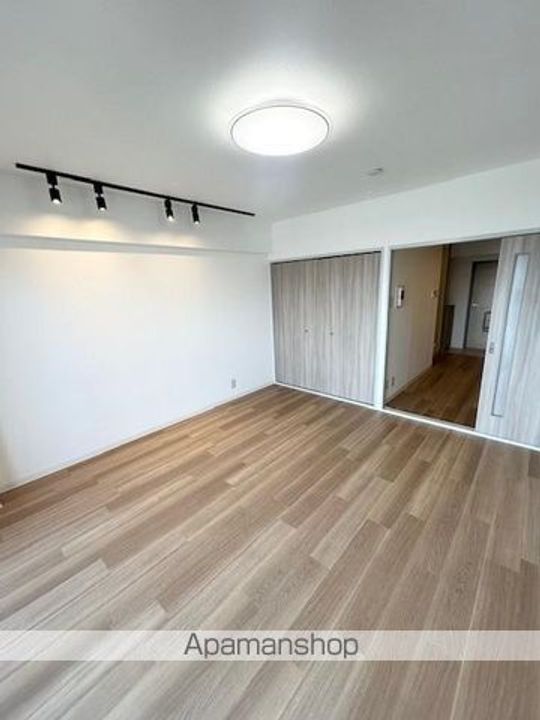 ウィング烏森902号室の内装