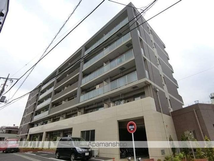 東京都国分寺市本多2丁目の賃貸マンションの外観