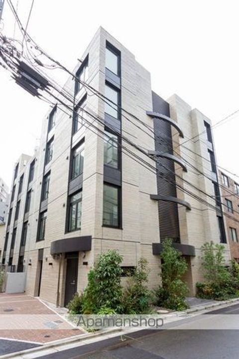 LAPIS南麻布の外観