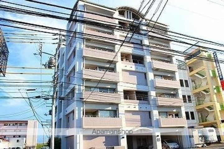 香川県高松市春日町の賃貸マンションの外観