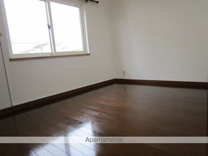 ロブ・ノールの内装