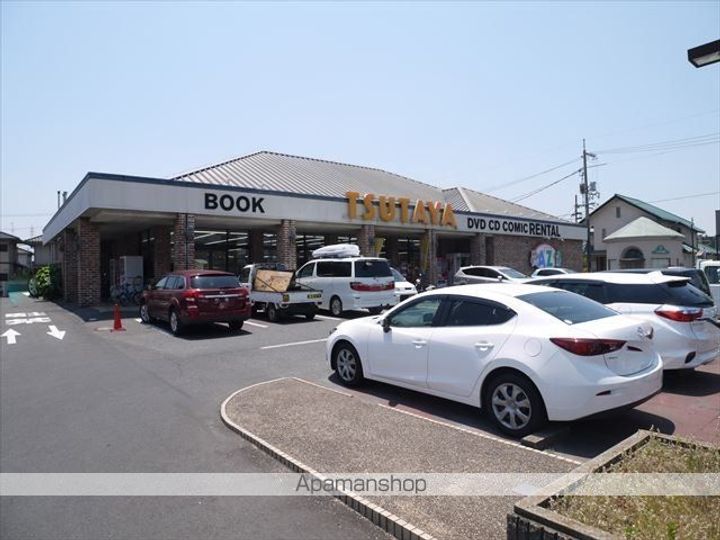 岡山県岡山市中区倉田の賃貸マンションの周辺