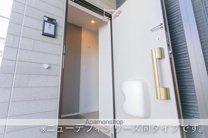 アイウィングⅡの玄関