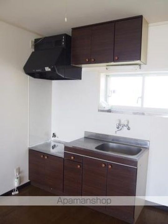 セブンハイツ(アパート)2-Cのキッチン