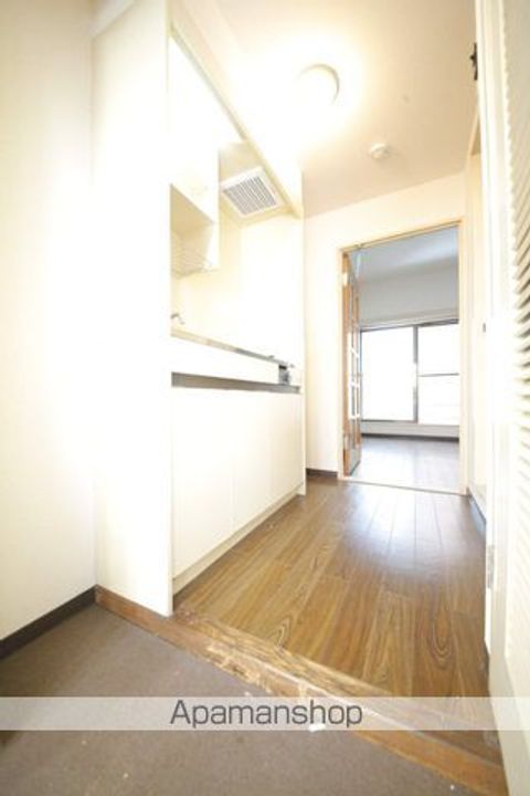 シャトーレ18の玄関