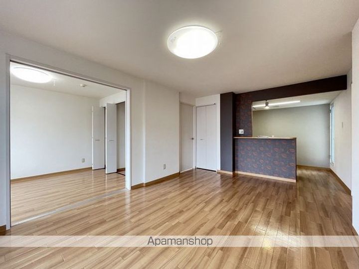 アーバンライフ深堀(フカボリ)の居間