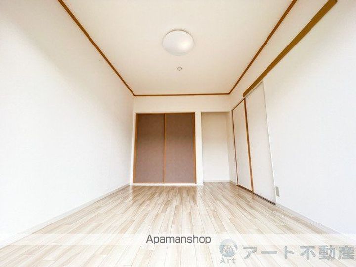 セジュール和泉 A棟の内装