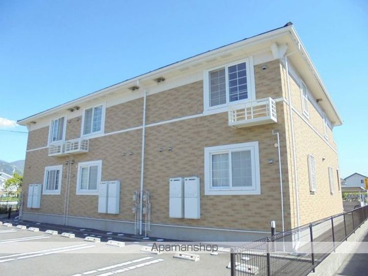 トゥー・ル・モンドBの外観