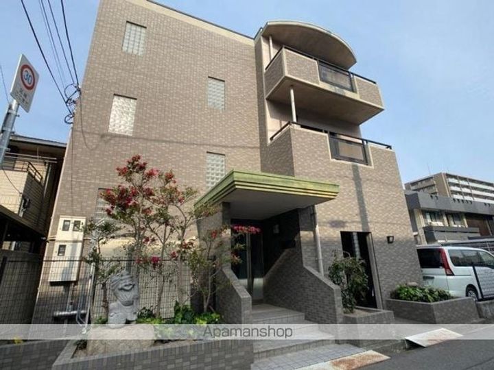 香川県高松市昭和町1丁目の賃貸マンションの外観